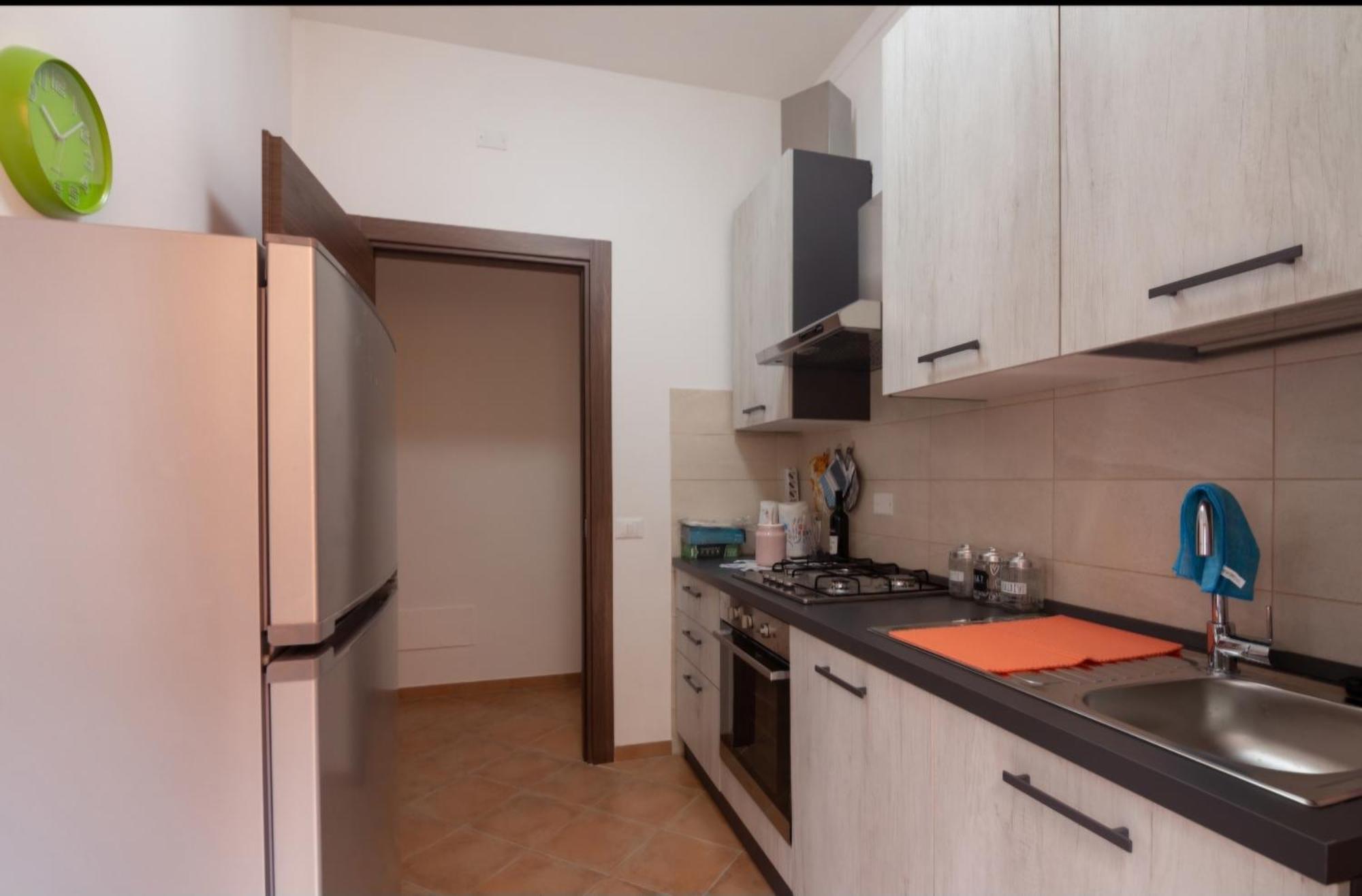 Appartamento Sotto La Torre LʼAquila Esterno foto
