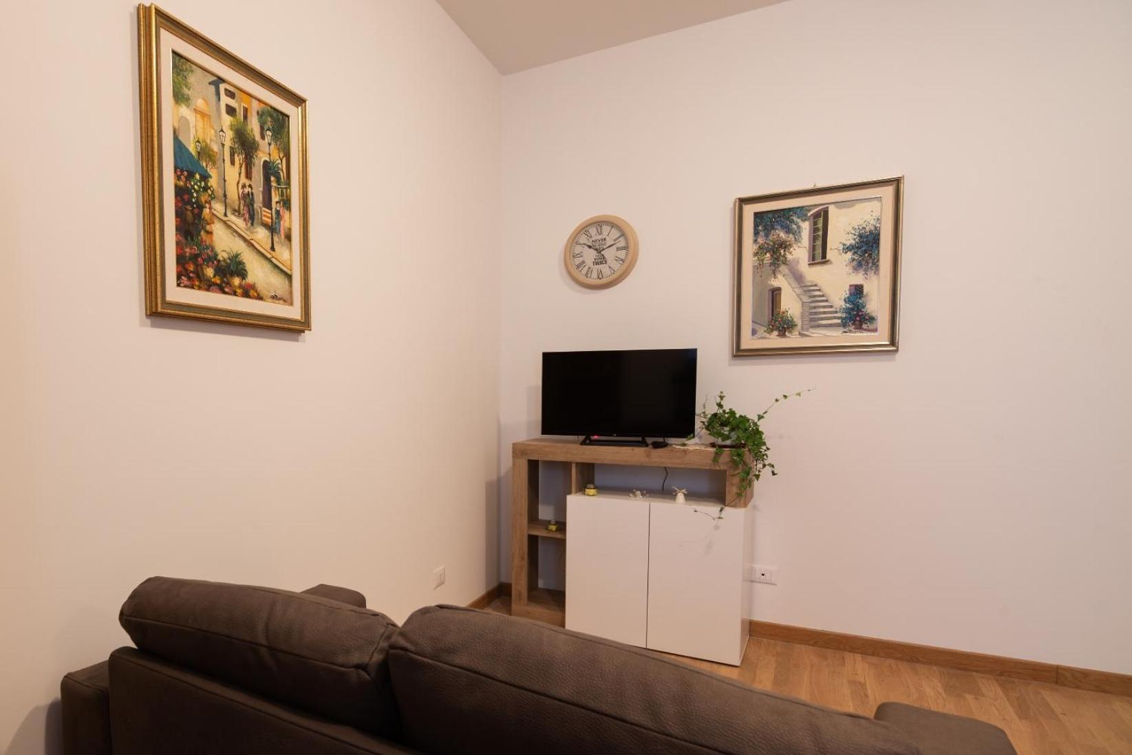 Appartamento Sotto La Torre LʼAquila Esterno foto